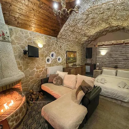 Anilia Guesthouse-2