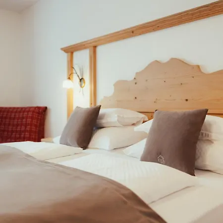 Villa Flora Mountain Lodges-2