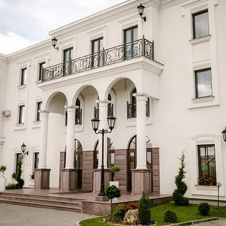 Apartments&rooms Beli Dvor-3