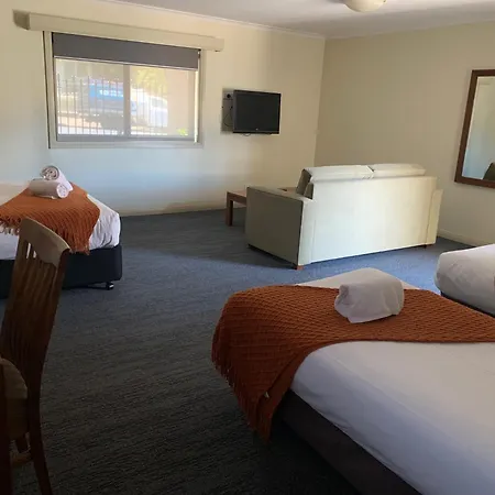 Armidale Pines Motel-2