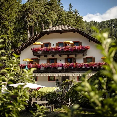 Residence Obermoarhof - Family Apartments With Pool & Playground-3