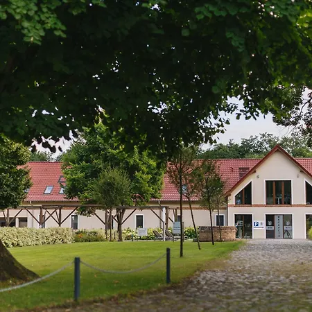 Dwor Kolesin-2