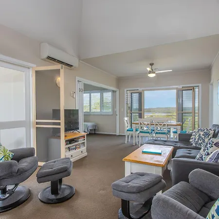 Hastings Cove Holiday Apartments-2