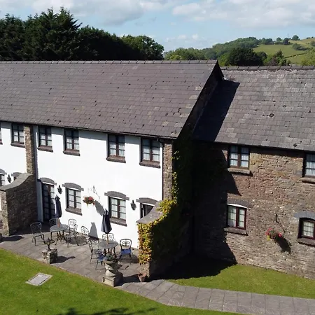The Greyhound Inn And Hotel-2