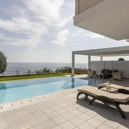 Apostolata Island Resort & Spa-3