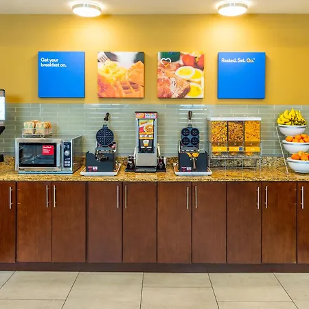 Comfort Inn & Suites-2