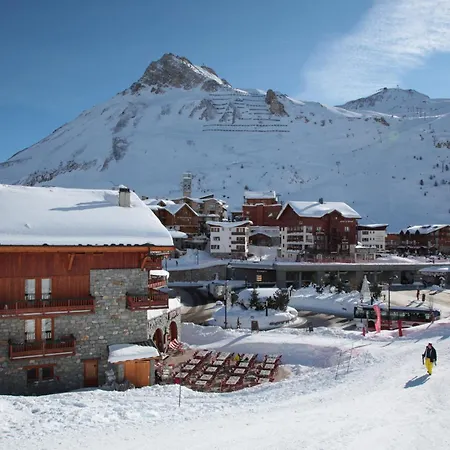 Residences Village Montana By Les Etincelles-3