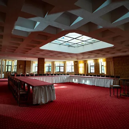 House Of Dracula Hotel-2