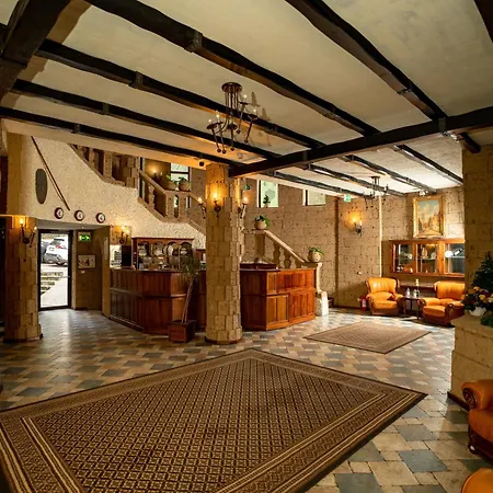 House Of Dracula Hotel-3