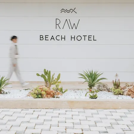 Raw Beach Hotel-3