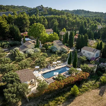 Les Petites Maisons - Hameau des Baux-2