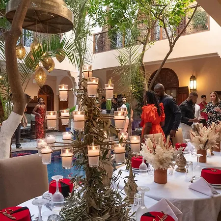 Riad Dar El Médina - Heated Swimming pool, jacuzzi&Spa-3