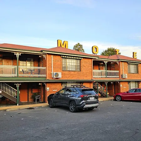 Poet'S Recall Motel-3