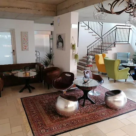 Stockers kleines Dorfhotel-2