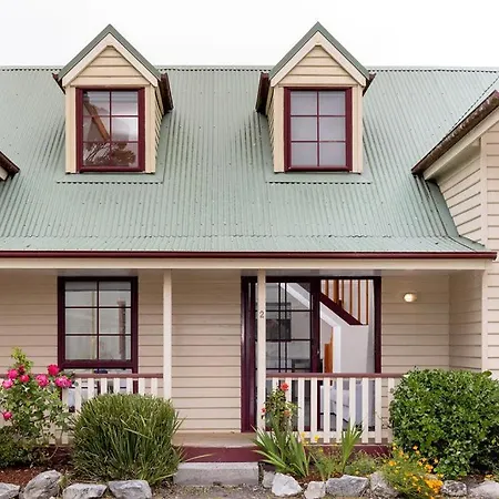 Kitty'S Cottages - Managed By Big4 Strahan Holiday Retreat-3