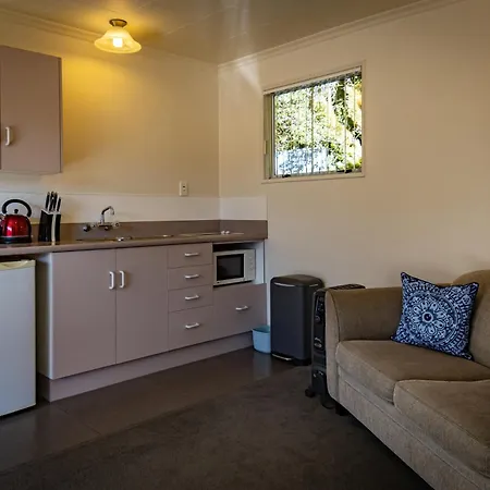 Amber Court Motel-2