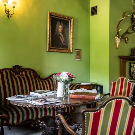 Romantik Hotel Gutshaus Ludorf-2