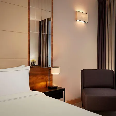 Park Plaza County Hall London-3