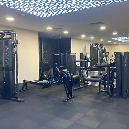 E1 Suites & Spa Aparthotel Style - Gym & Spa-2