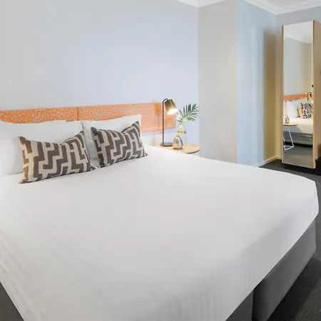 Oaks Perth Hotel-3