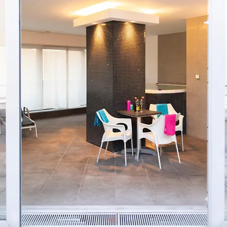Hotel Avance-3