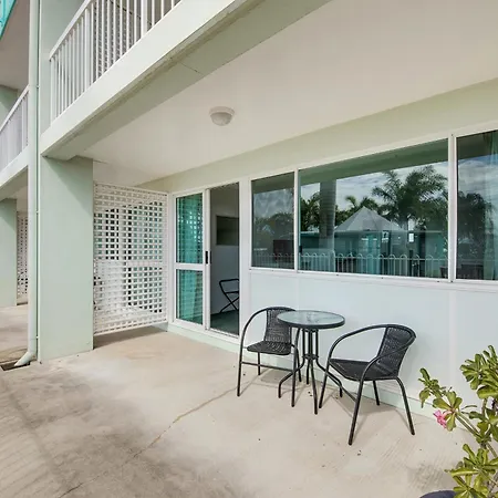 Reef Adventureland Motel-3