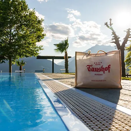 Taushof-2