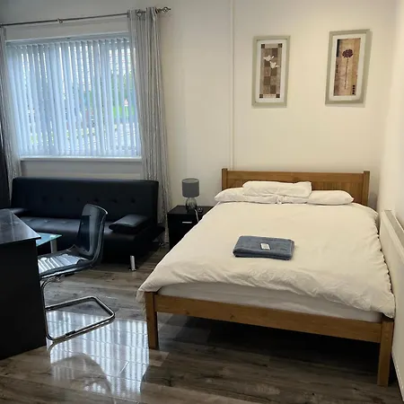 Zams Rooms-3