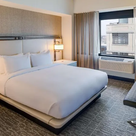 Doubletree By Hilton Hotel & Suites Jersey City-2