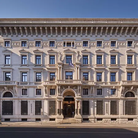Doubletree By Hilton Trieste-3