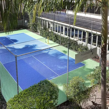 Lennox Beach Resort-2