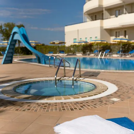 Hotel Lo Smeraldo-2