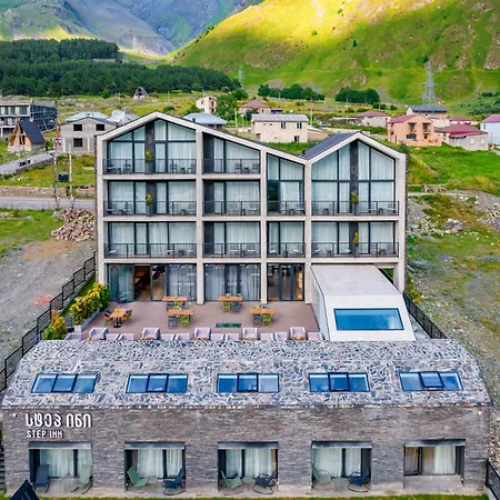 Step Inn - Kazbegi-3
