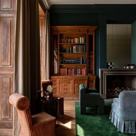 Cowley Manor Experimental-3