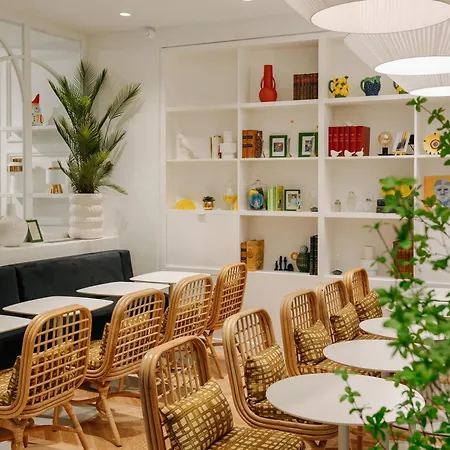 Solly Hotel Paris-2