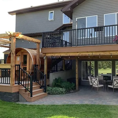 Dragonfly Inn Walkout Suites-3
