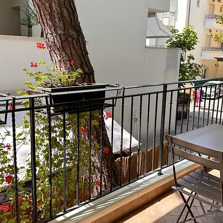 Residence Lungomare - Charming Apartments-3