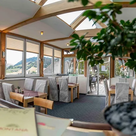 Hotel Montana-2