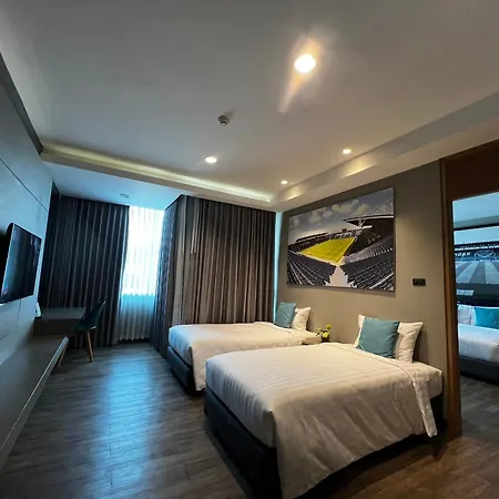 The Crystal Hotel Buriram - Formerly X2 Vibe Buriram-2