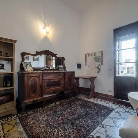 Casa Camboni-Dimora Storica Bed&Breakfast-3