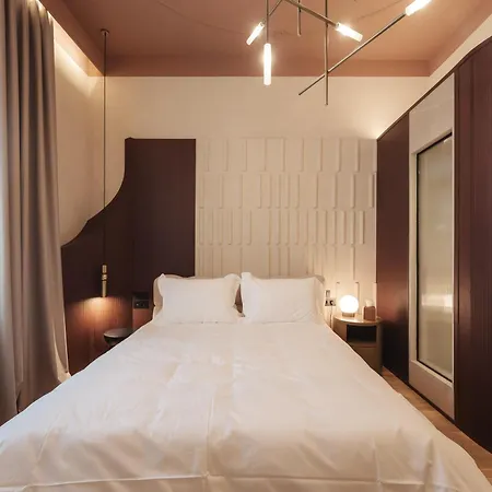 Zenith Premium Suites-3