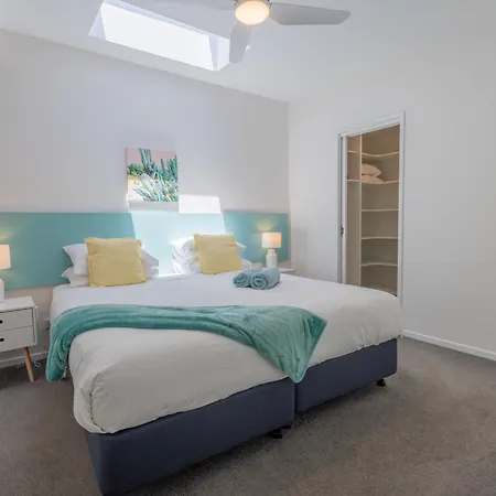 Botanic City Apartments-3