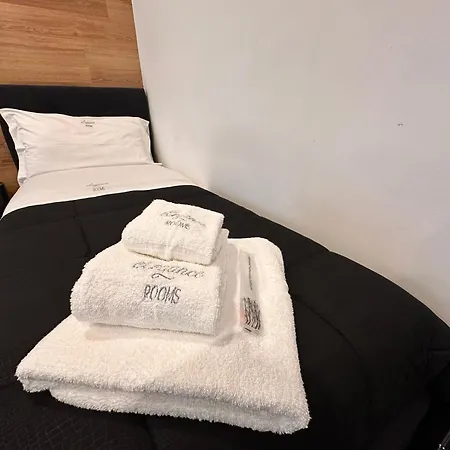 Elegance Rooms Spaccanapoli-3