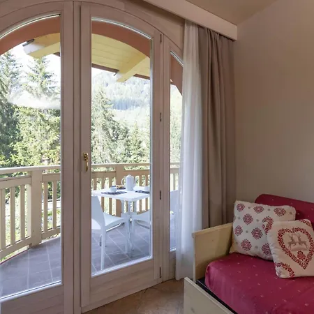 Residence Club Ponte Di Legno-3