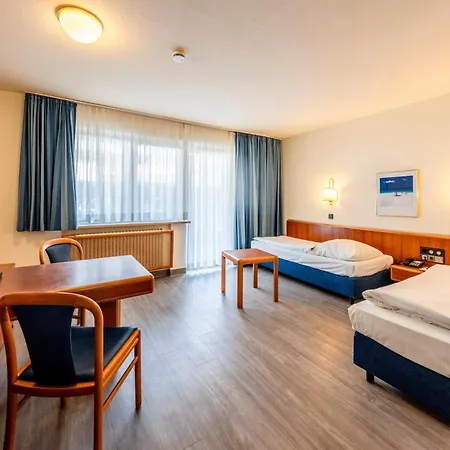 Hotel Am Moosfeld-3