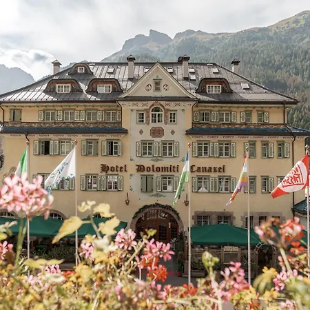Hotel Dolomiti Schloss-3