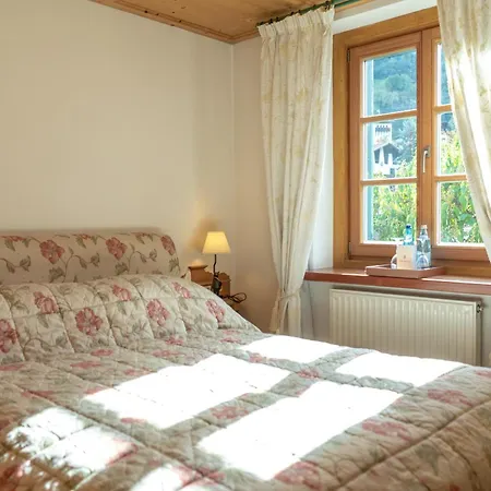 Schlosswirt Forst-3