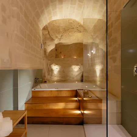 Endea Suite Rooms & Lounge Spa-2