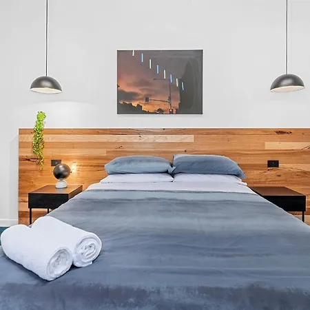 The Electric Hotel-2