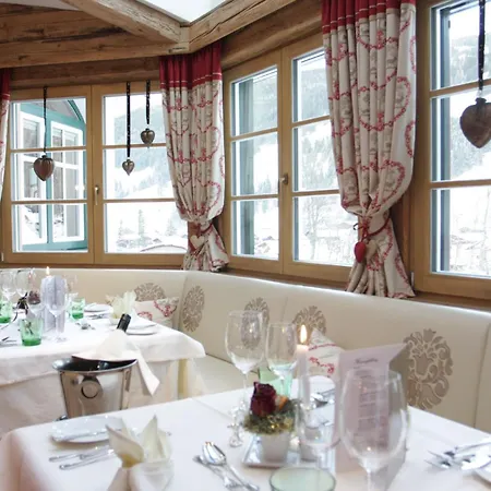 Familien- und Wellnesshotel Hanneshof-3